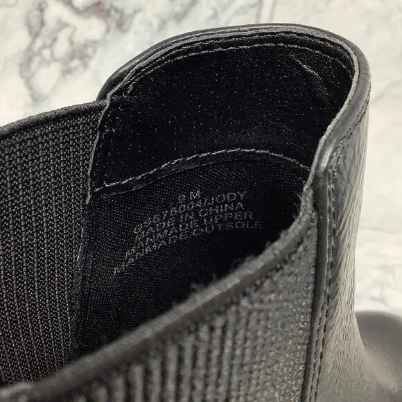 Mia Size 9 M Black Jody Ankle Chelsea Bootie Lug Sole Block Heel Slip On P1-31 - Picture 7 of 9